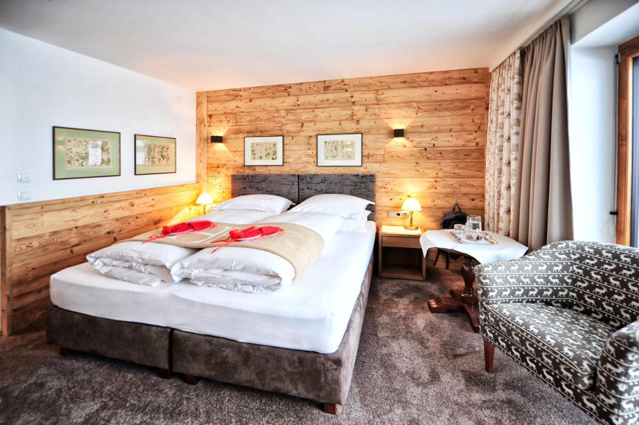 Haldenhof Hotel Lech am Arlberg Bagian luar foto